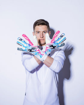 Kaliaaer Pink and Blue Strapless Goalkeeper Gloves